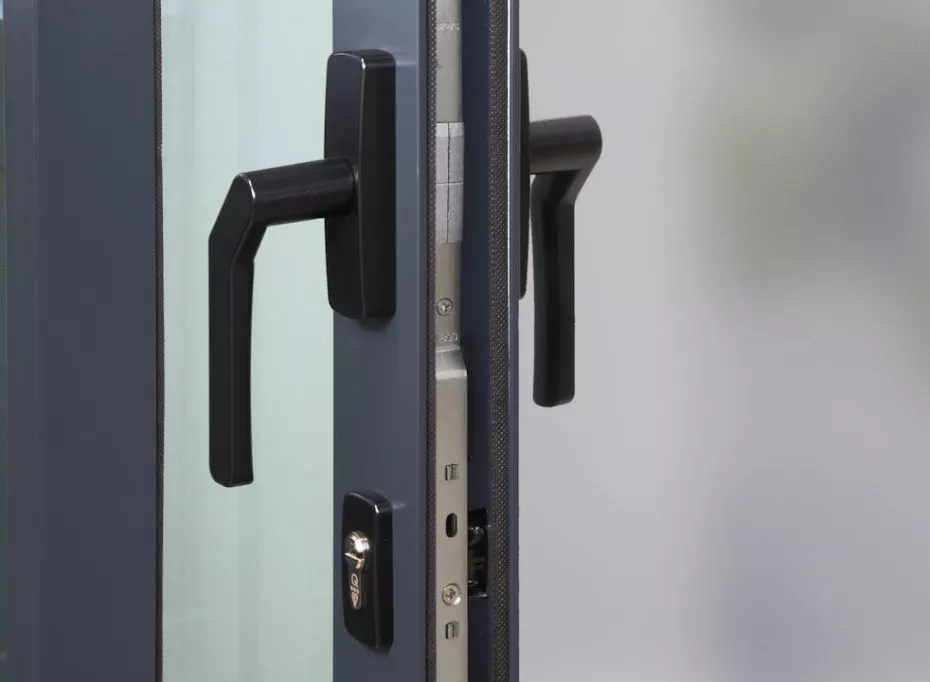 Supreme 2.4M x 2.1M
External Sliding Patio Doors