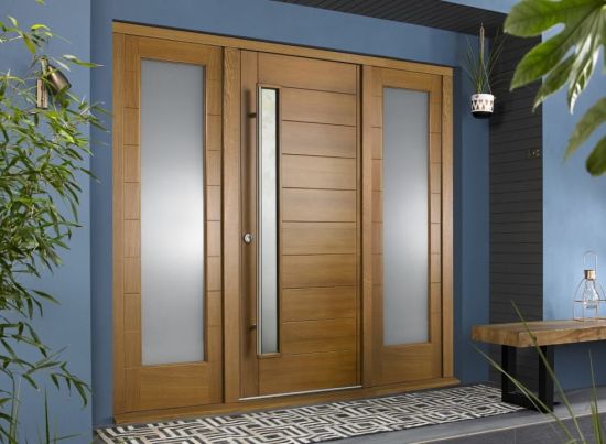 Stockholm Oak Front Door with Sidelights