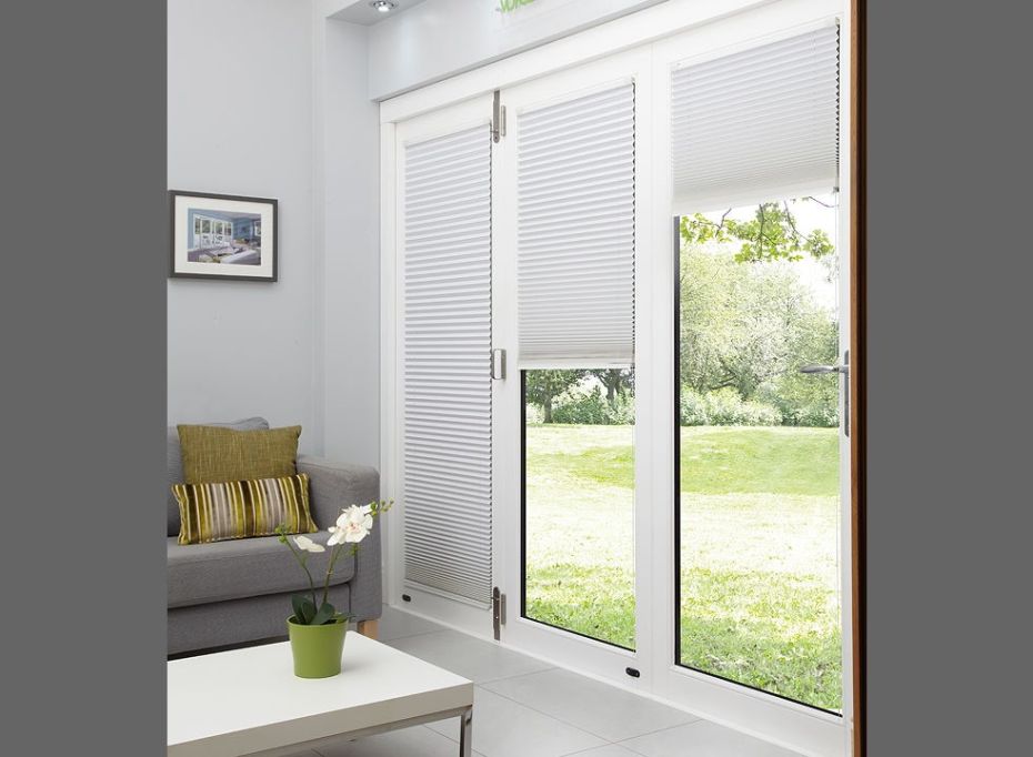 Master White 2.1m (approx 7ft) External Bifold Door Blinds main product photo