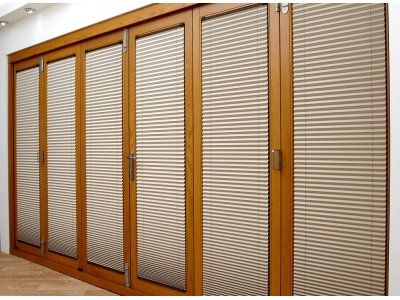 Finesse Oak 2.1m (approx 7ft) Internal Bifold Door Blinds main product photo