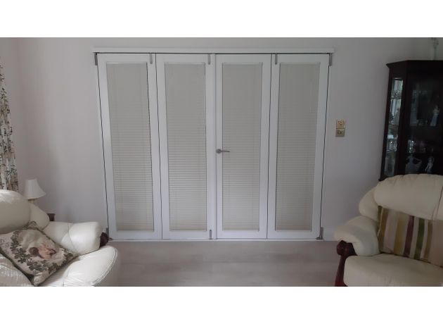 2.4m White Inspire Blinds Down