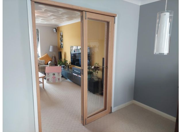 1.5m Oak Inspire Access Door Open