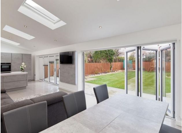 2 Sets of Supreme 3.6M Aluminium bifold doors completes extension