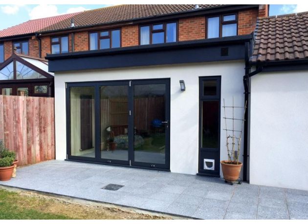 Closed Supreme 10ft External Aluminium Bifold Doors