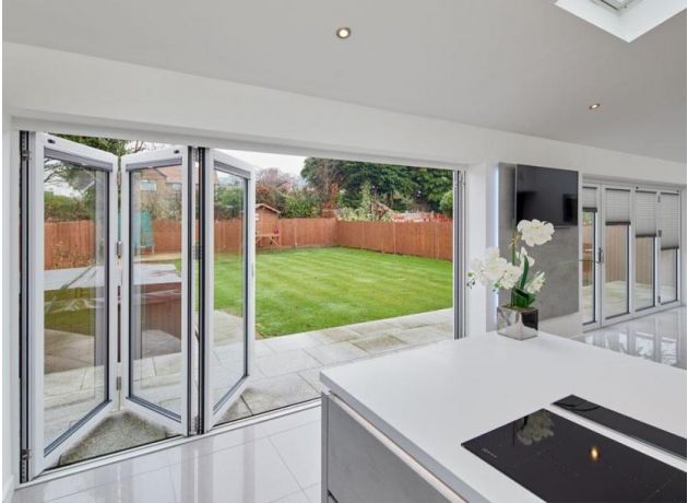 2 Sets of Supreme 3.6M Aluminium bifold doors completes extension