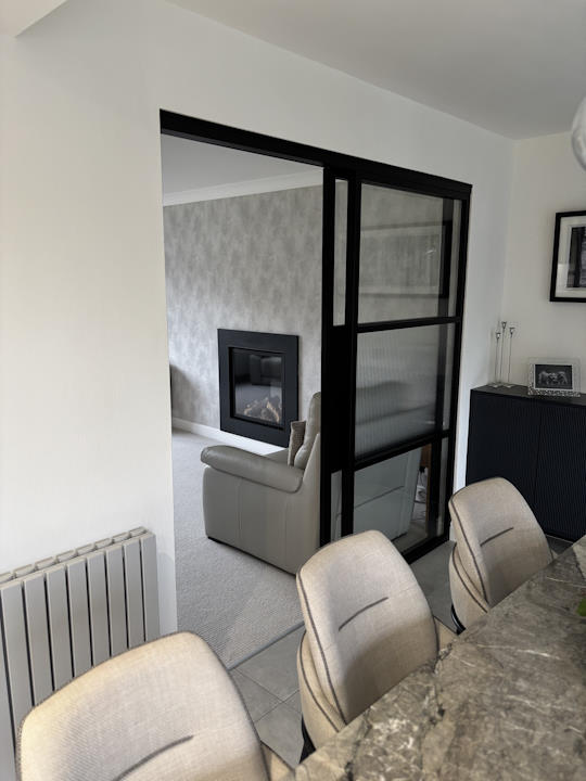 Aluspace sliding internal door-closed