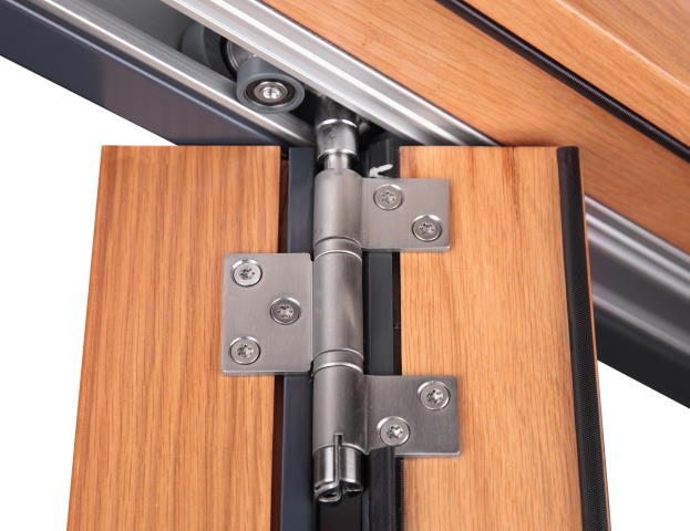 Hinge on the ultra range