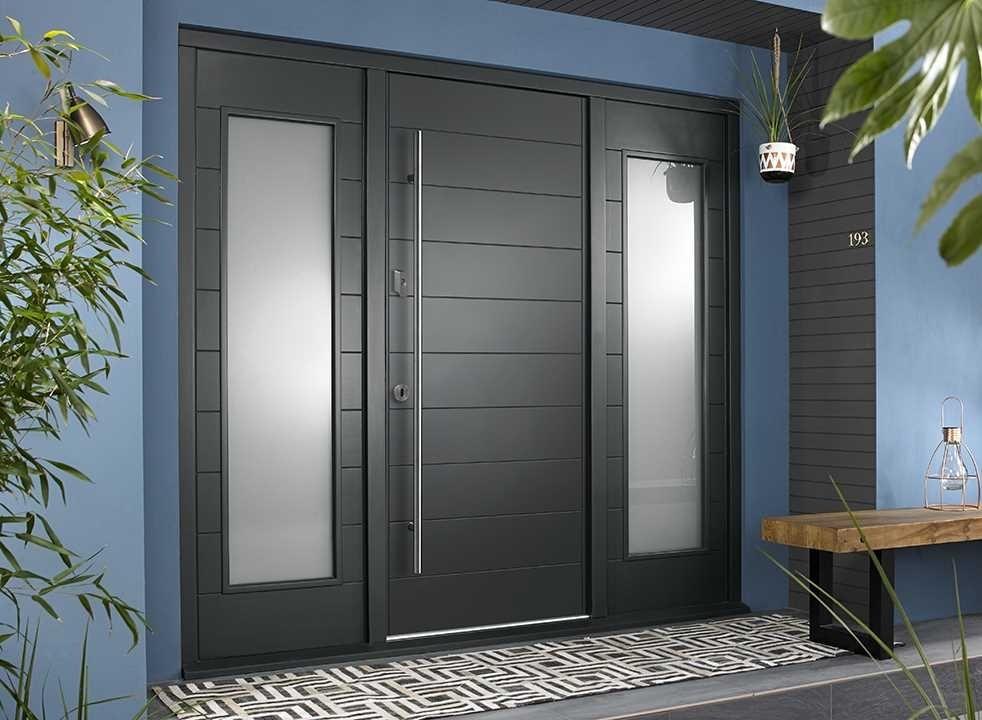 OSLO external grey front door with two sidelights