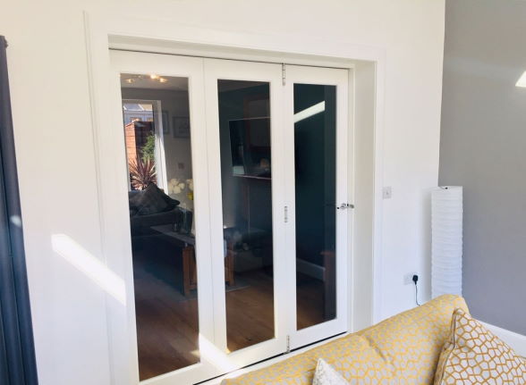 Closed Finesse White 1.8M Internal bifold doors