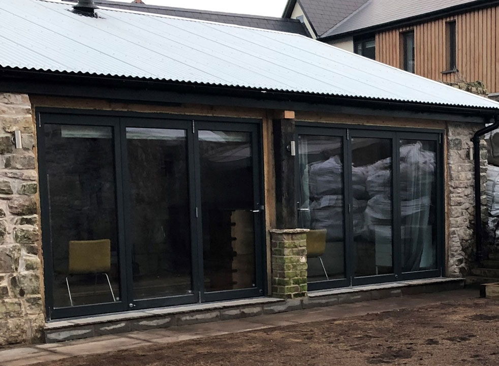 Outside view of 2 Sets of Master 2.7M Bifold doors