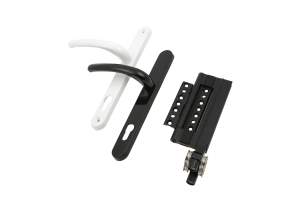 Black+white handles with black hardware