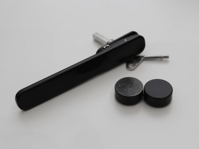 Black+white handles with black hardware